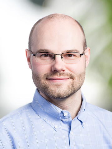 Aaron Dahlstrom Headshot