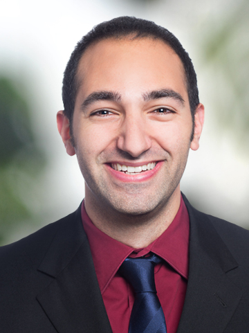 Andrew Zuckerman Headshot